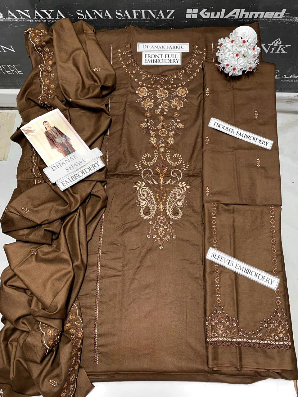 DFW-1063 Beechtree Embroidery 3PC Dhanak Suit