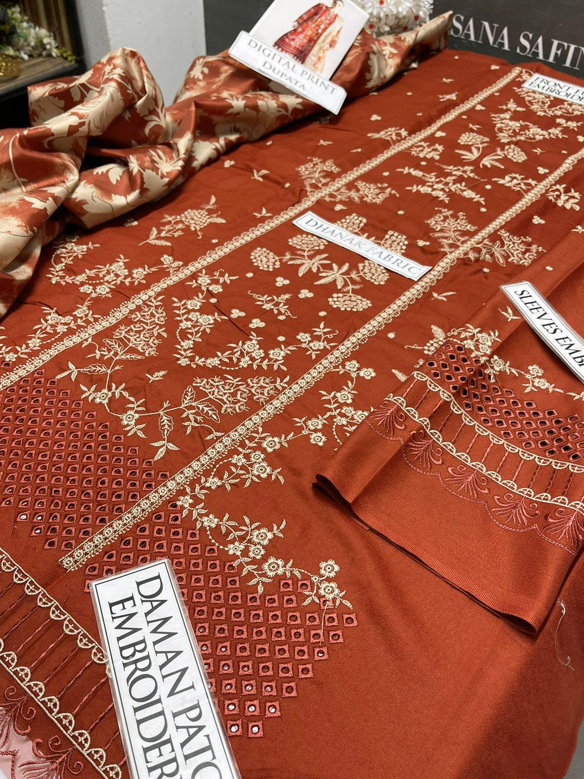 DFW-987 Hussain Rehar Heavy Embroidery 3PC Dhanak Suit