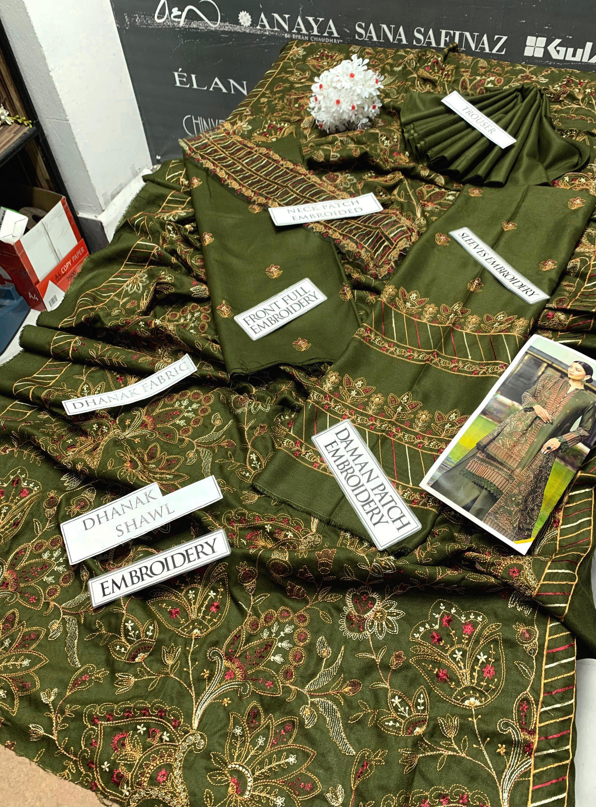 DFW-973 Bareeze Heavy Embroidery 3PC Dhanak Suit