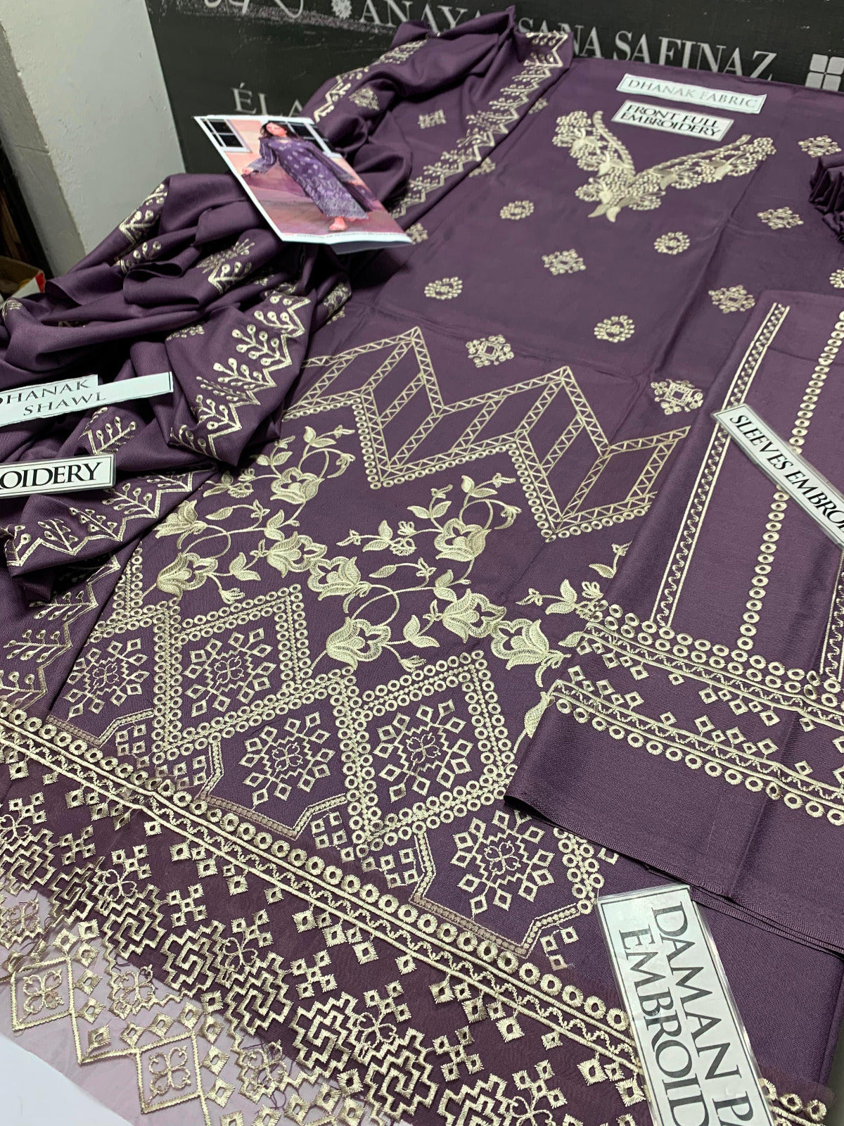 DFW-909 Libaas Heavy Embroidery 3PC Dhanak Suit