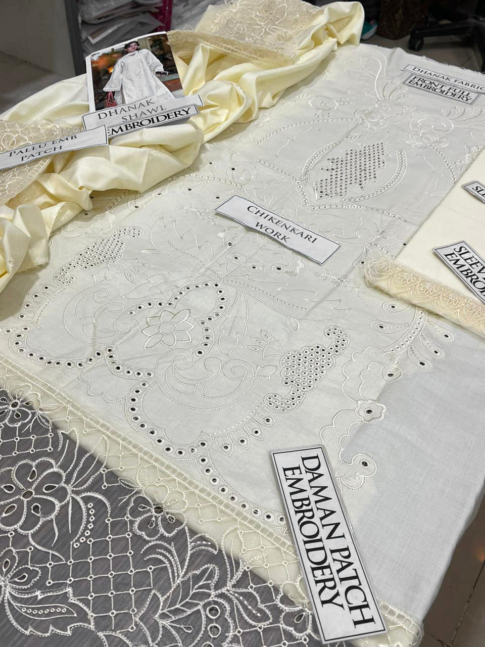 DFW-1257 Sahane Embroidery 3PC Dhanak Suit