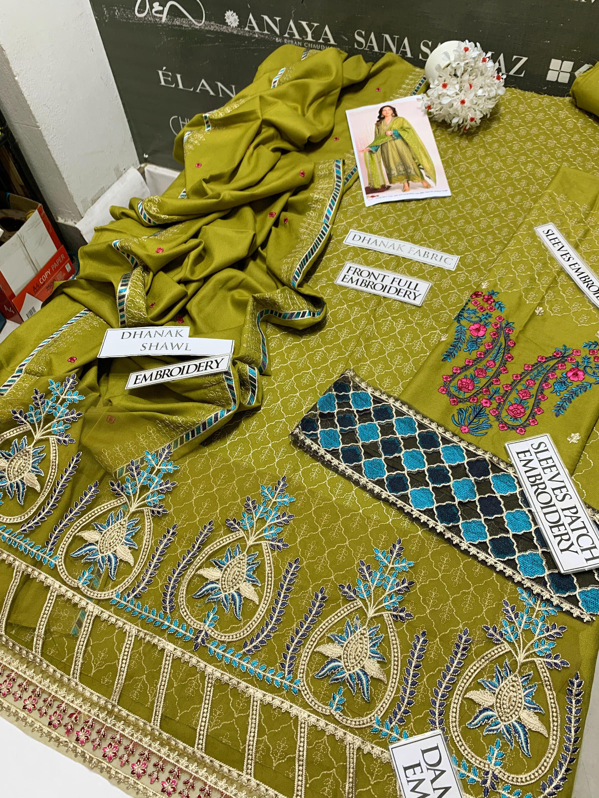 DFW-921 Maria B Heavy Embroidery 3PC Dhanak Suit