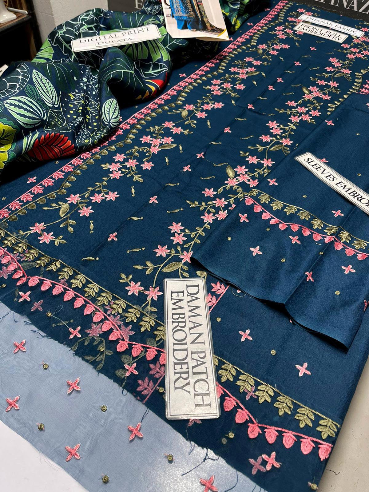 DFW-1006 Sobia Nazir Heavy Embroidery 3PC Dhanak Suit