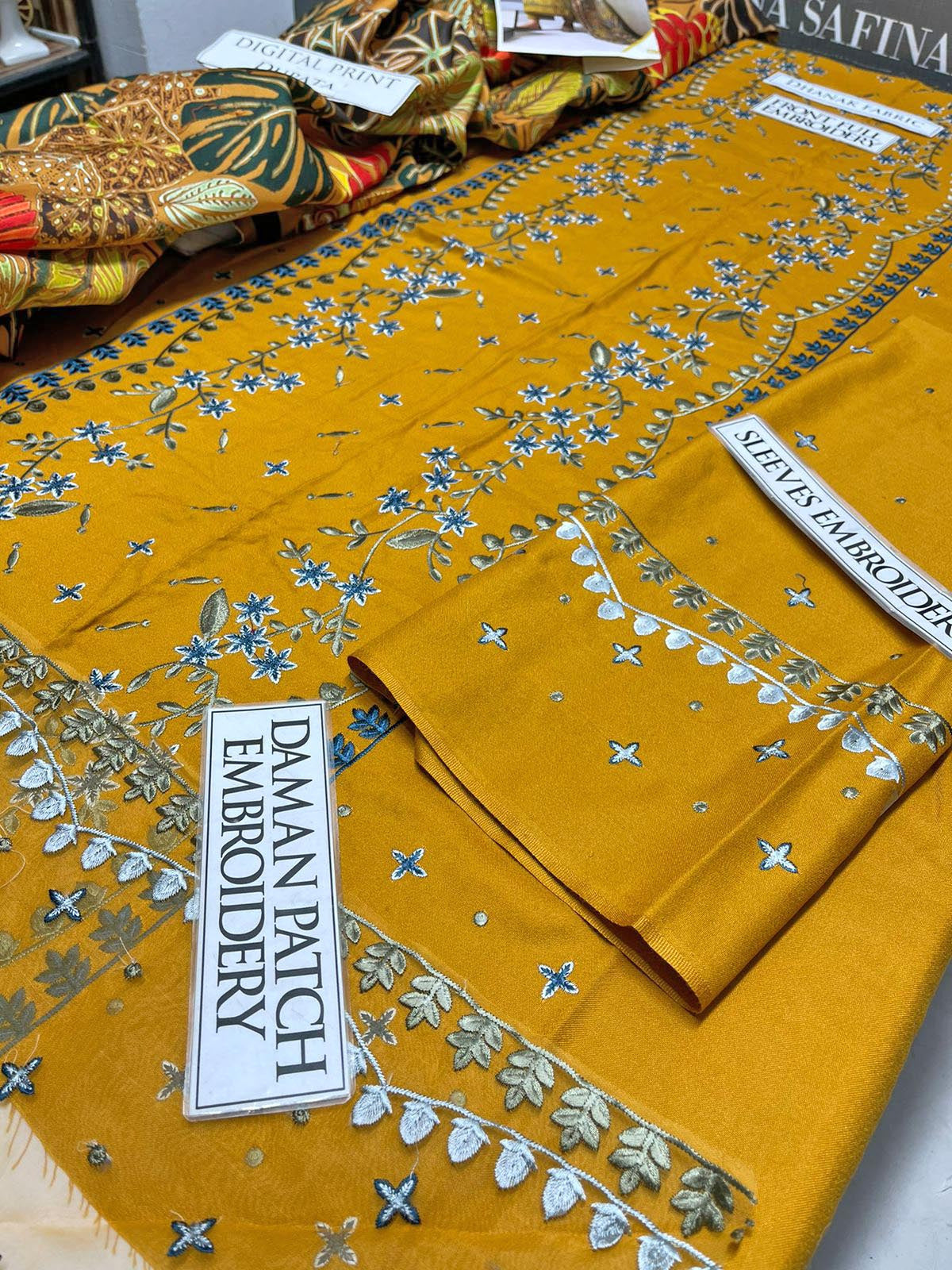 DFW-1005 Sobia Nazir Heavy Embroidery 3PC Dhanak Suit