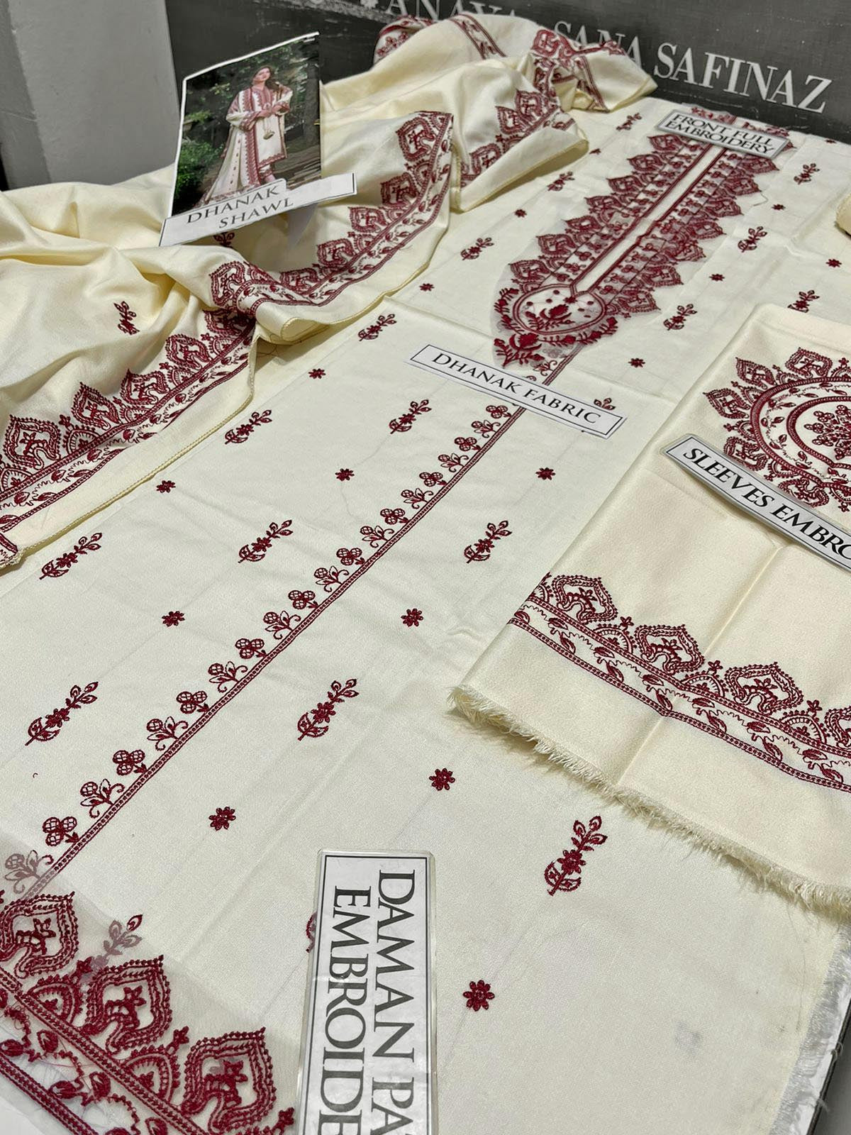 DFW-1051 Aneelas Embroidery 3PC Dhanak Suit