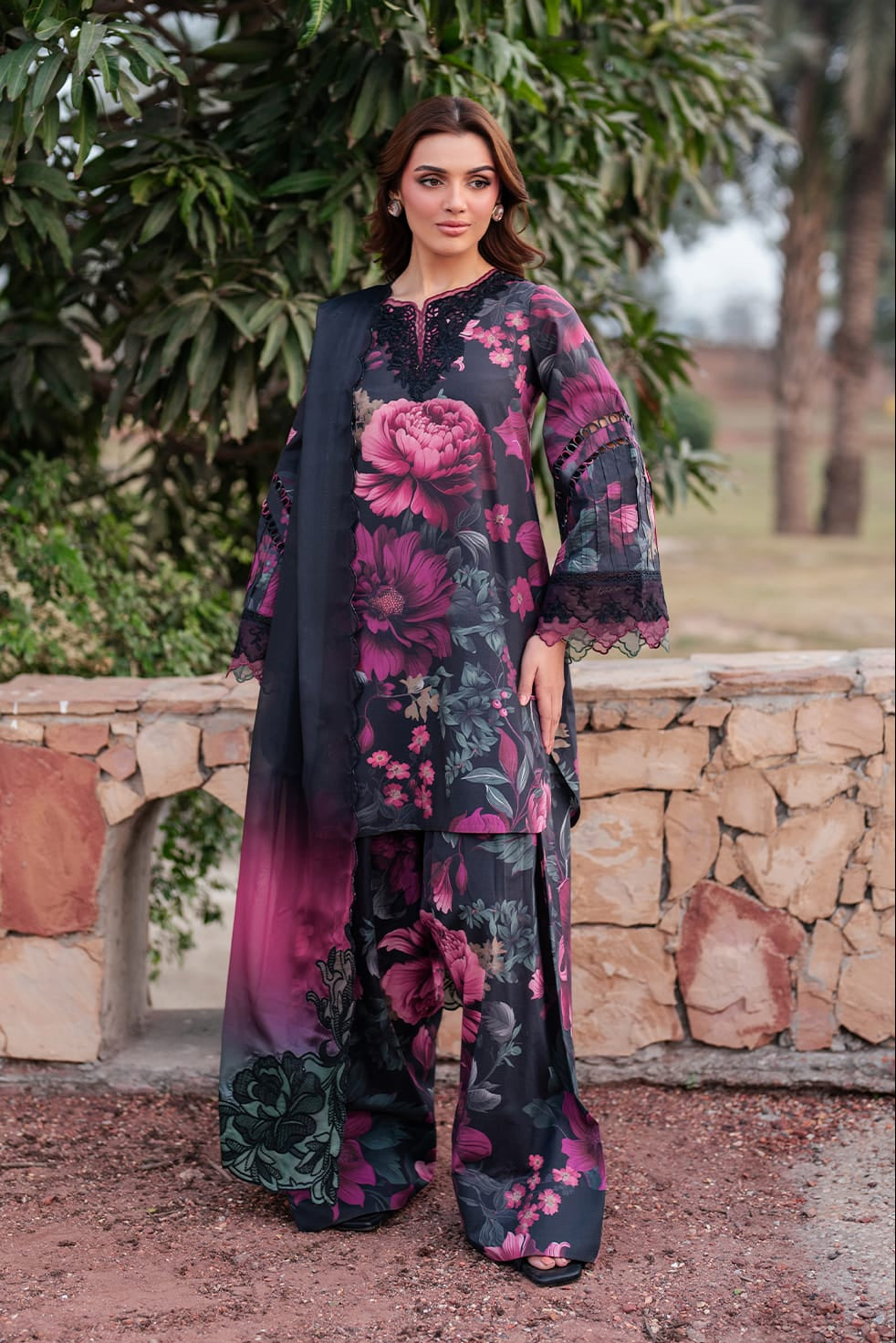 DFW-1106 Iznik Embroidery 3PC Karandi Suit