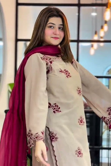 DFW-1114 Umzay Embroidery 3PC Dhanak Suit