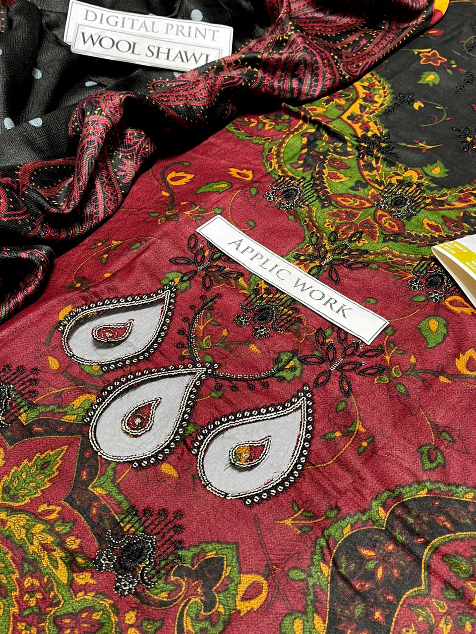 DFW-1182 Baroque Embroidery 3PC Dhanak Suit