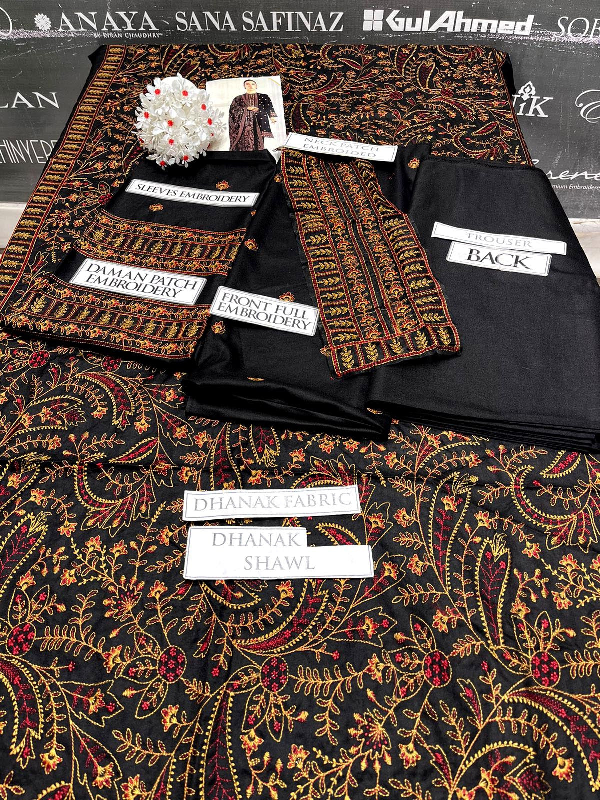 DFW-996 Bareeze Heavy Embroidery 3PC Dhanak Suit