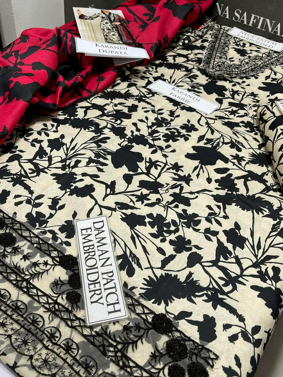 DFW-1042 Zainab Chottani Embroidery 3PC Karandi Suit