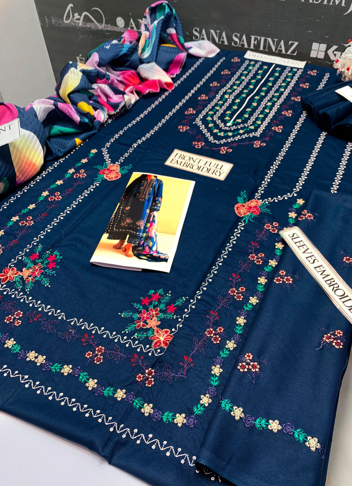 DFW-931 Zara Shah Jahan Heavy Embroidery 3PC Dhanak Suit