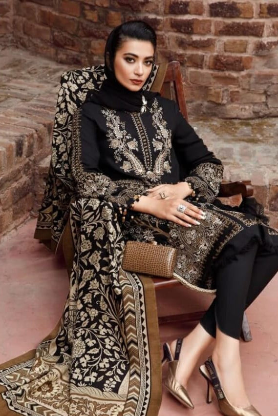 DFW-1109 Maria B Heavy Embroidery 3PC Dhanak Suit