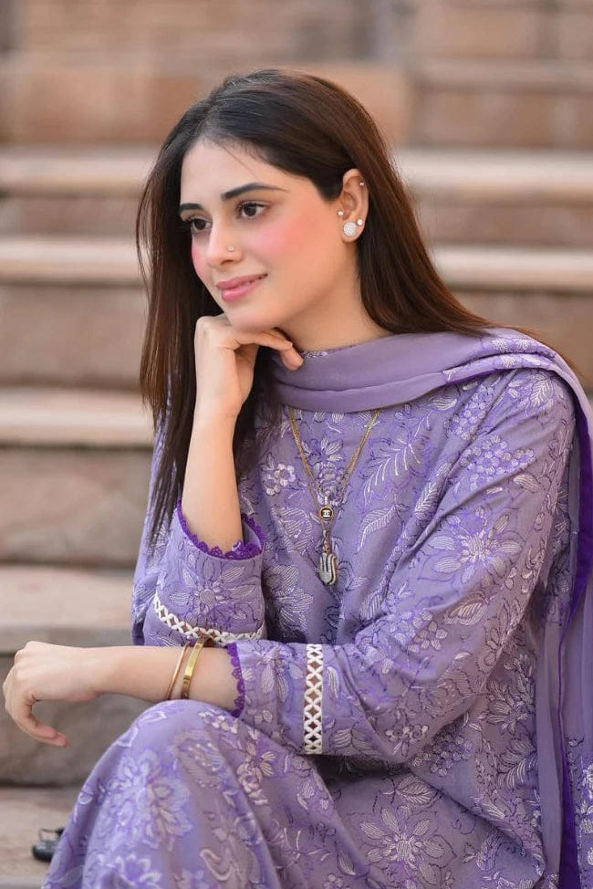 DFW-1121 Nakoosh Heavy Embroidery 3PC Dhanak Suit