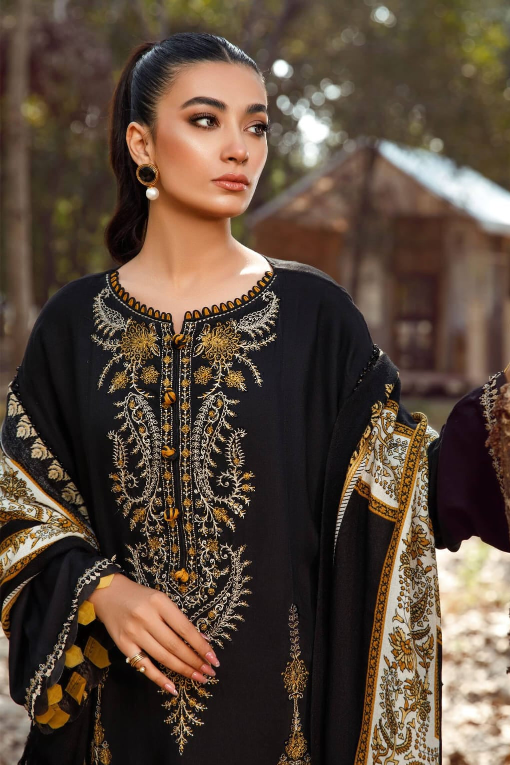 DFW-1111 Maria B Heavy Embroidery 3PC Dhanak Suit