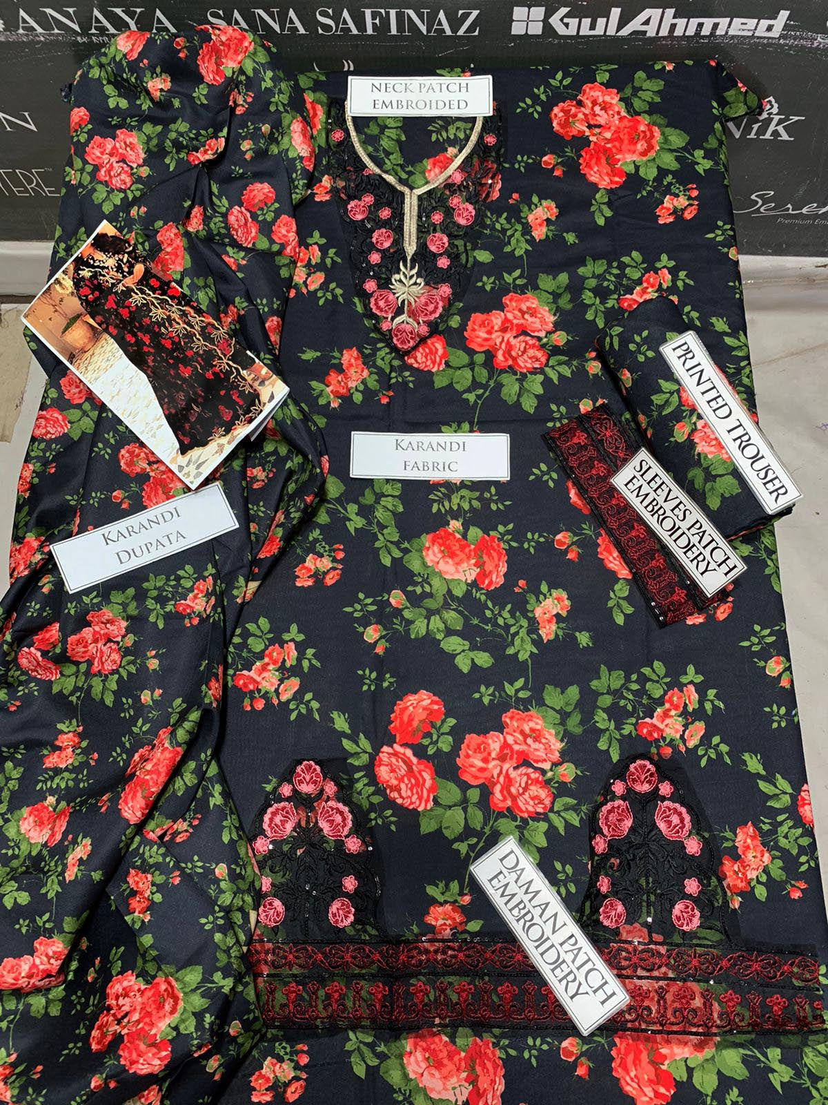 DFW-1046 Zainab Chottani Embroidery 3PC Karandi Suit