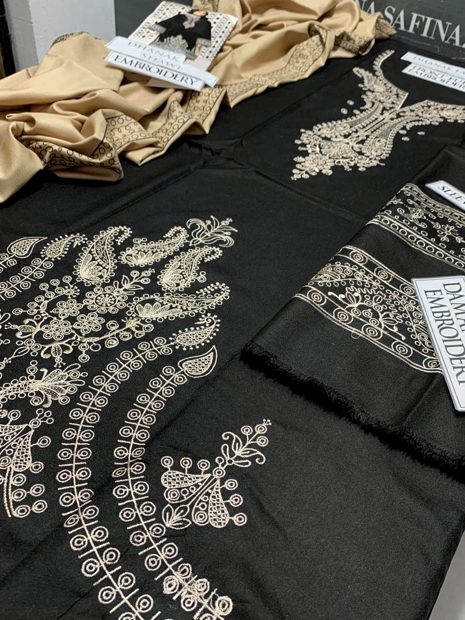 DFW-1140 Jazmin Embroidery 3PC Dhanak Suit