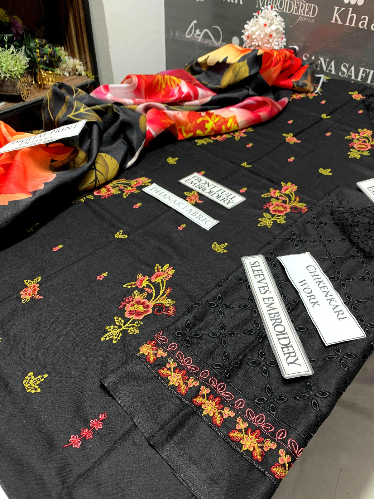 DFW-899 Iznil Heavy Embroidery 3PC Dhanak Suit