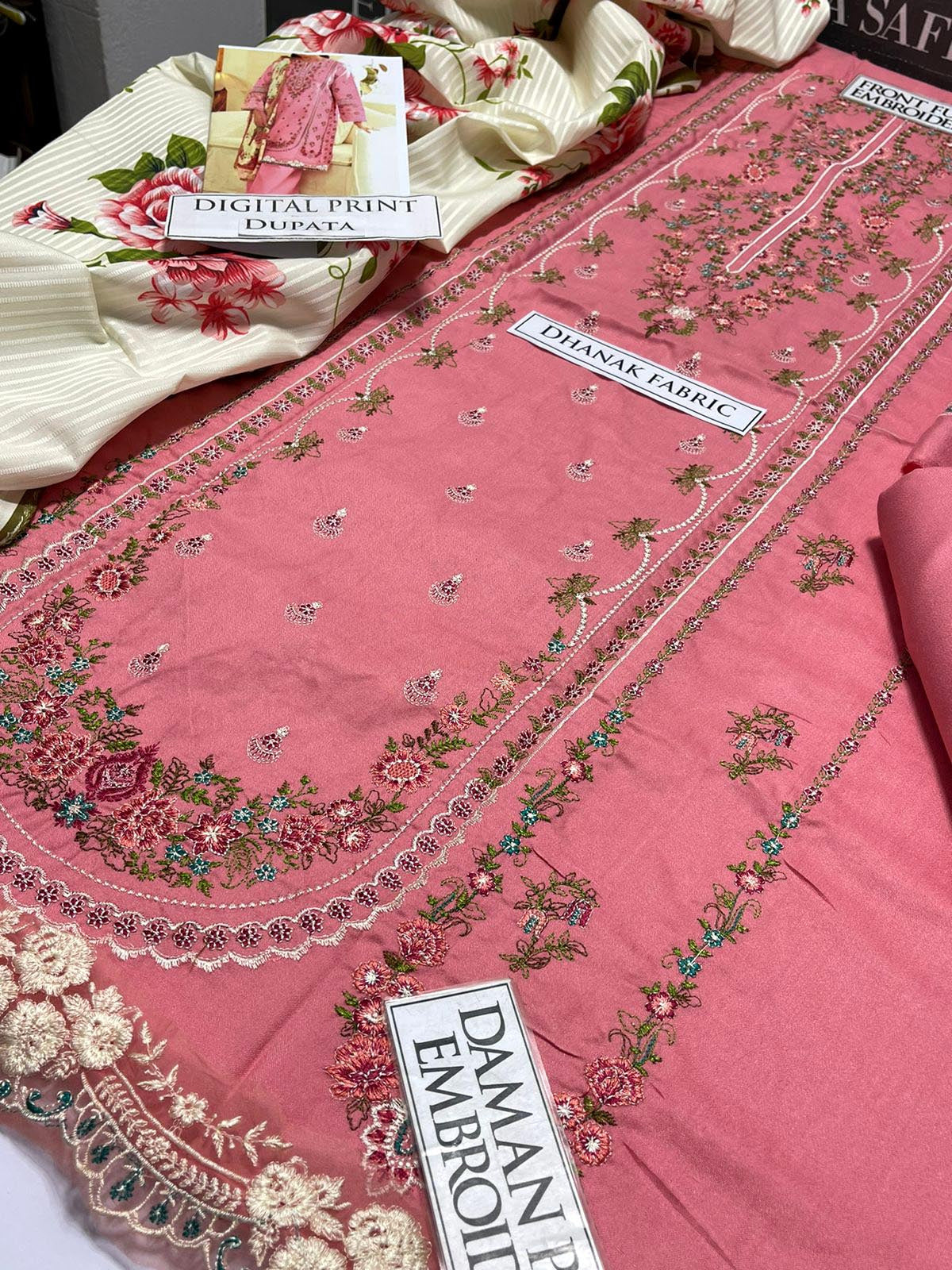 DFW-1047 Zara Shah Jahan Heavy Embroidery 3PC Dhanak Suit