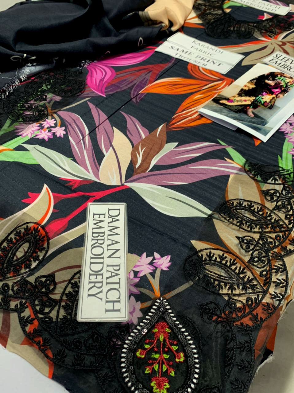 DFW-1198 Baroque Embroidery 3PC Karandi Suit