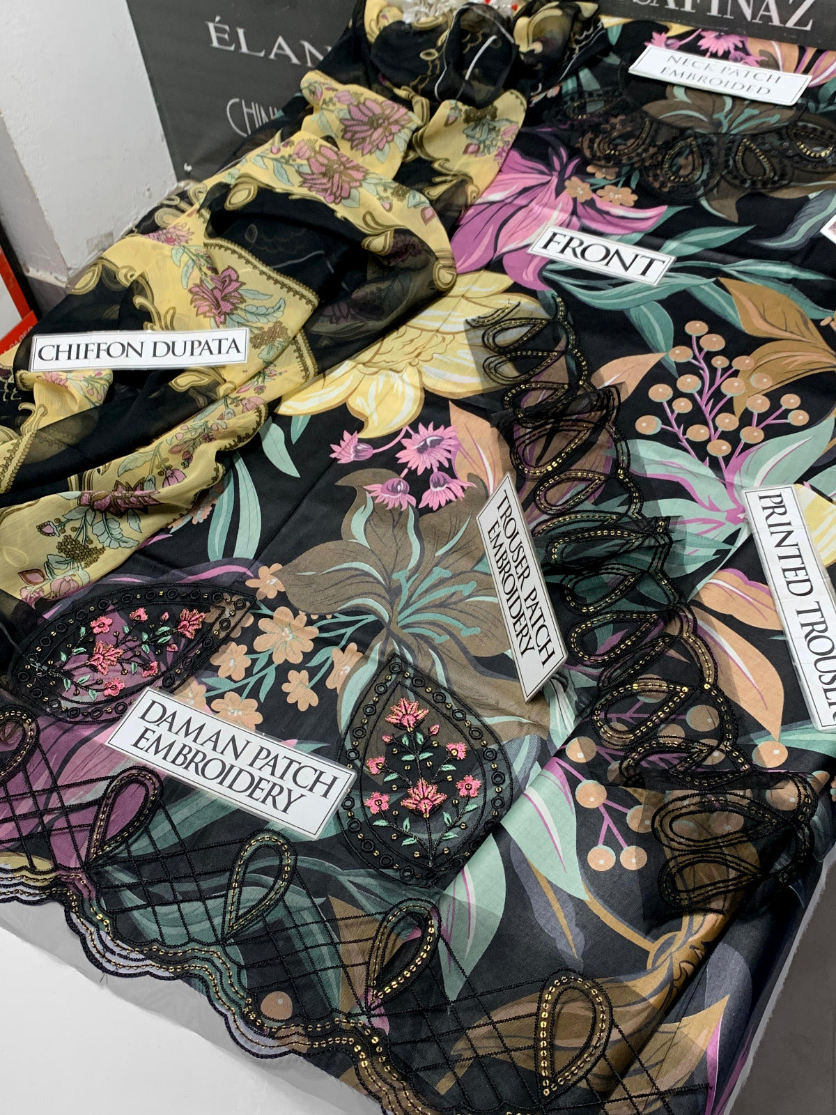 DFW - 866 Baroque Embroidery 3Pc Lawn Suit