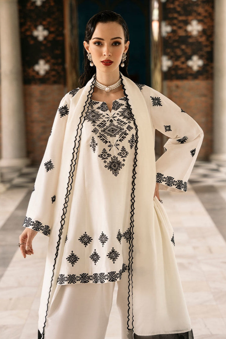 DFW - 865 Sapphire Heavy Embroidery 3Pc Lawn Suit