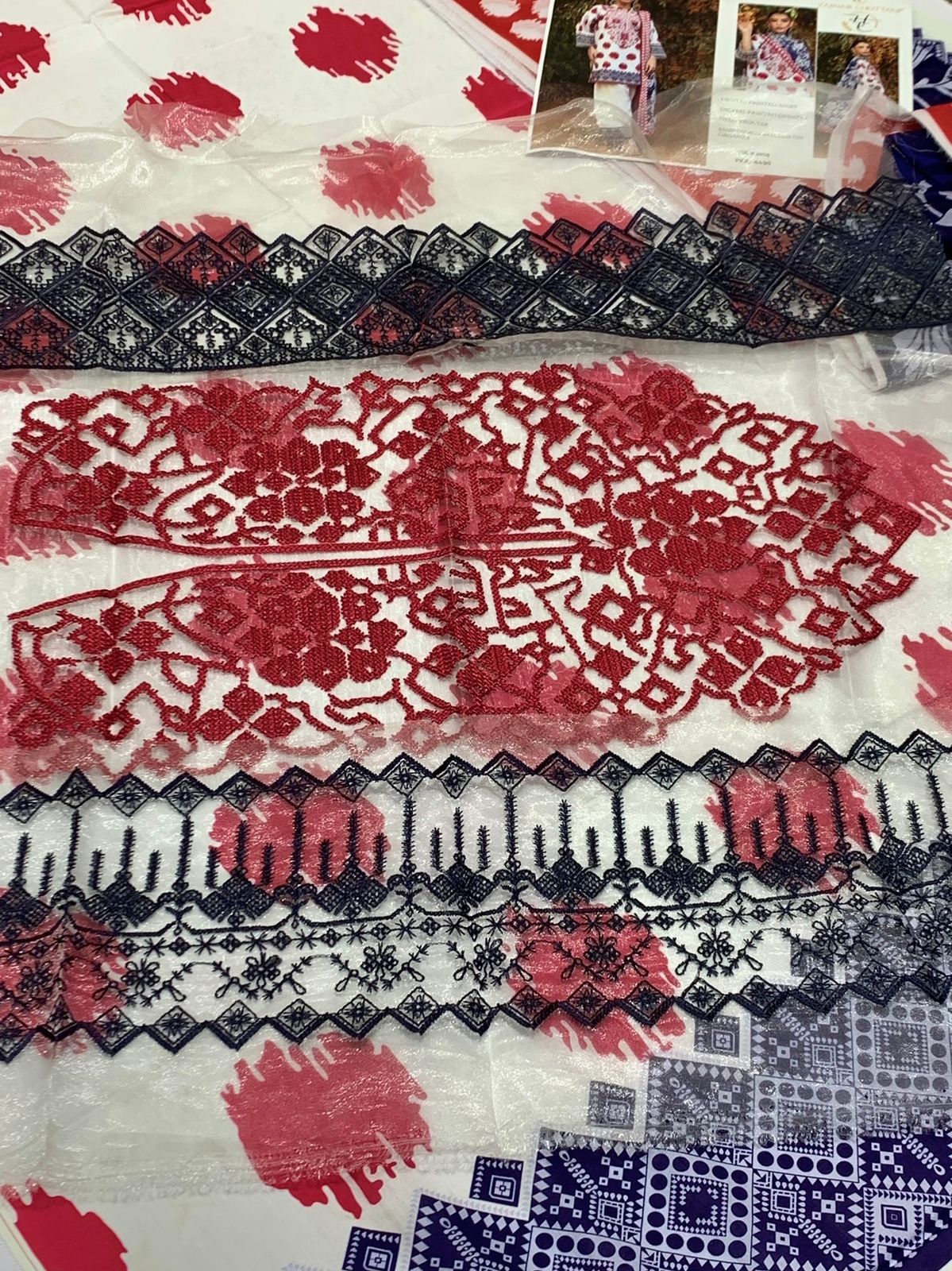 DFW-613 Zainab Chottani Embroidery 3Pc Lawn Suit