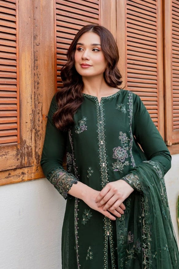 DFW-1156 Bareeze Heavy Embroidery 3PC Dhanak Suit