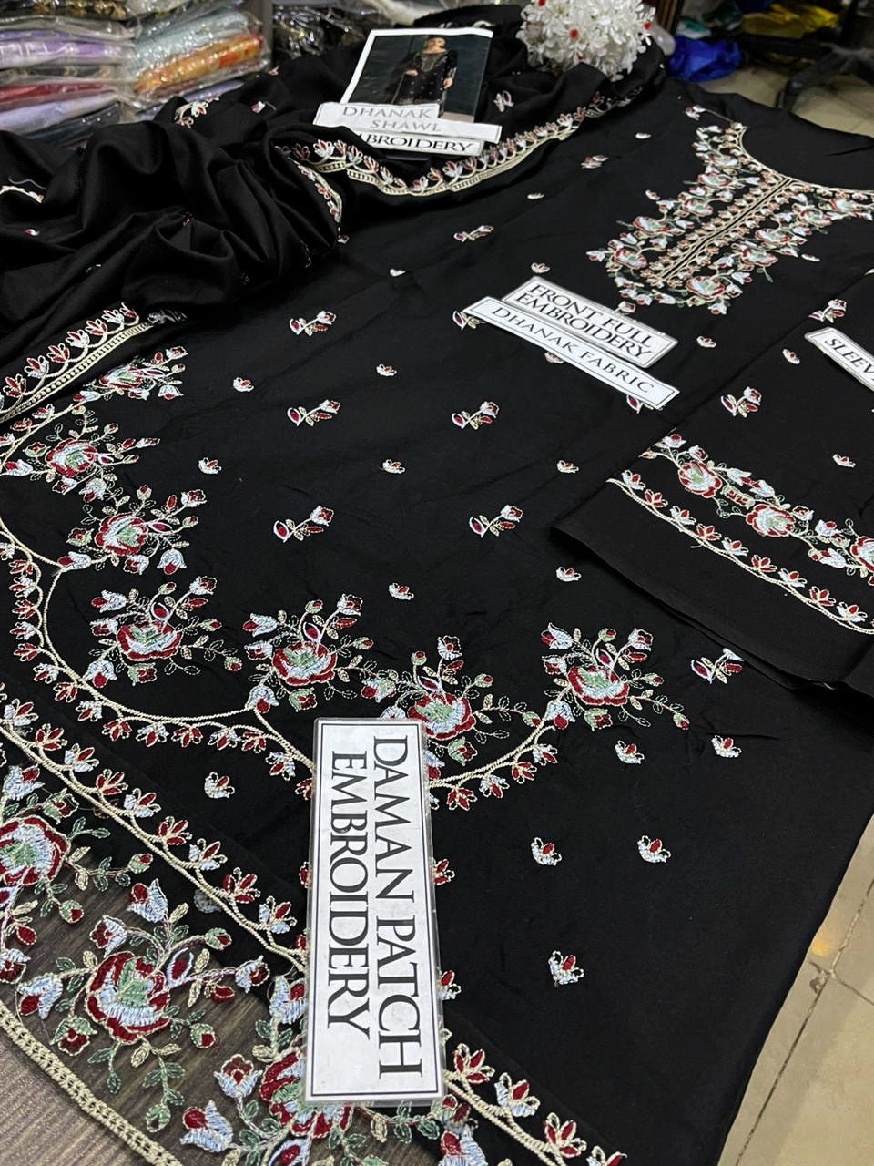 DFW-1237 Batik Embroidery 3PC Dhanak Suit