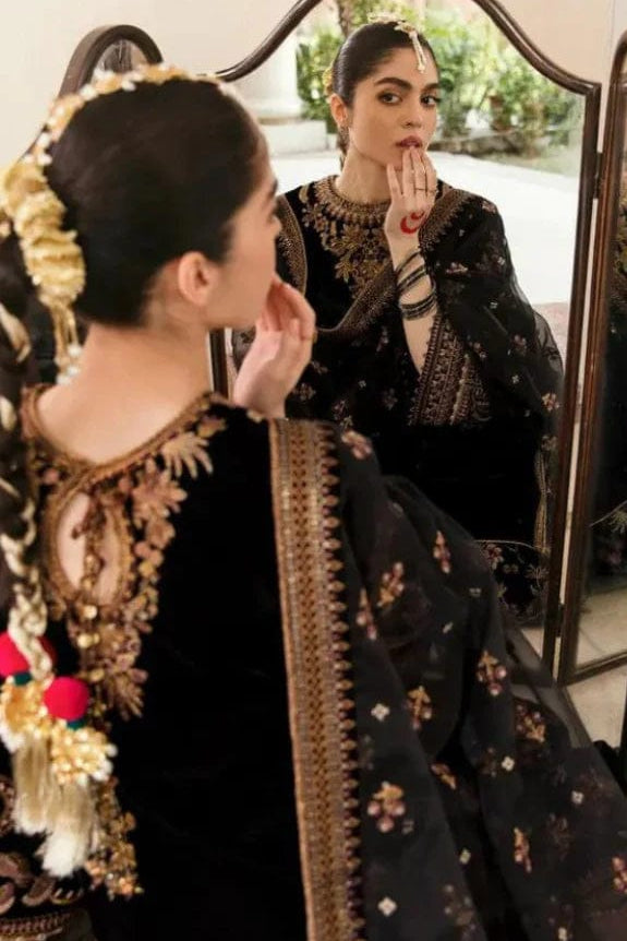 DFW-1146 Baroque Embroidery 3PC Dhanak Suit