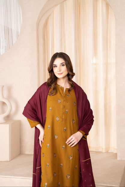 DFW-1169 Baroque Embroidery 3PC Dhanak Suit