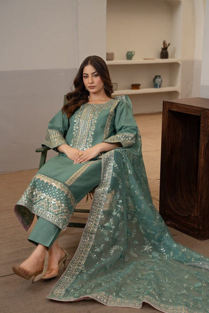 DFW-1256 Wania Embroidery 3PC Dhanak Suit