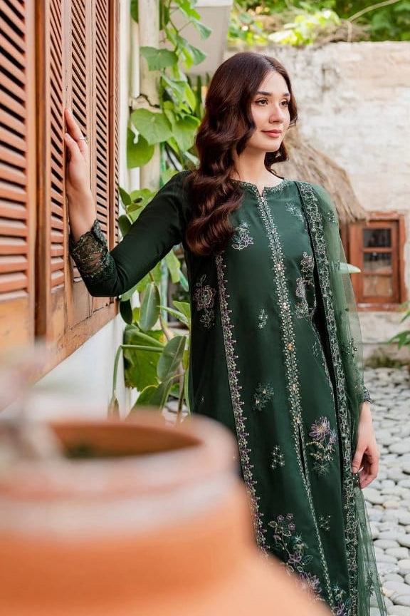 DFW-1156 Bareeze Heavy Embroidery 3PC Dhanak Suit