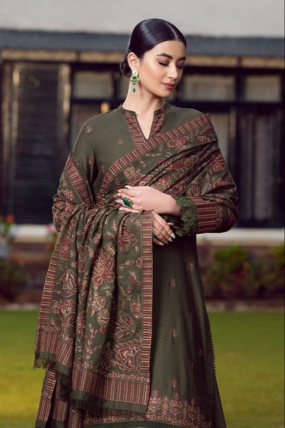 DFW-973 Bareeze Heavy Embroidery 3PC Dhanak Suit