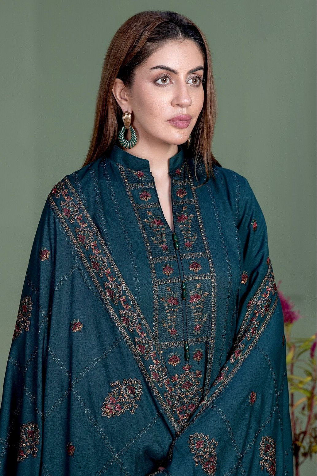 DFW-1064 Noor e Fajar Heavy Embroidery 3PC Dhanak Suit