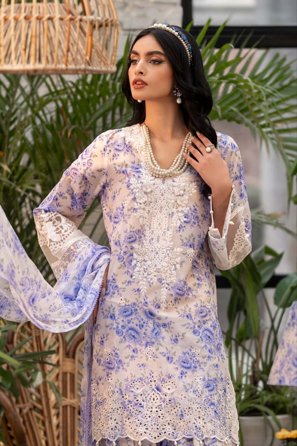 DFW-369 Maria B Embroidery 3Pc Lawn Suit