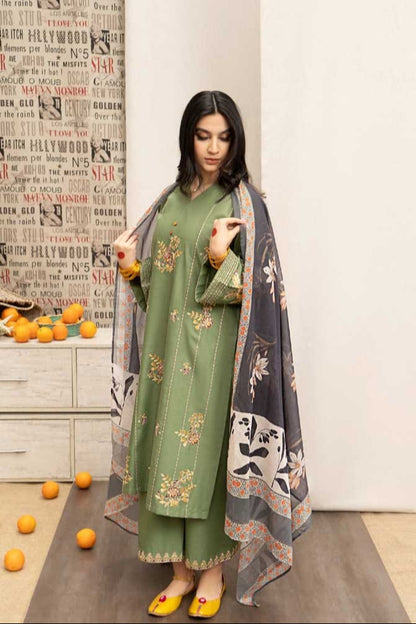 DFW-890 Urge Heavy Embroidery 3PC Dhanak Suit
