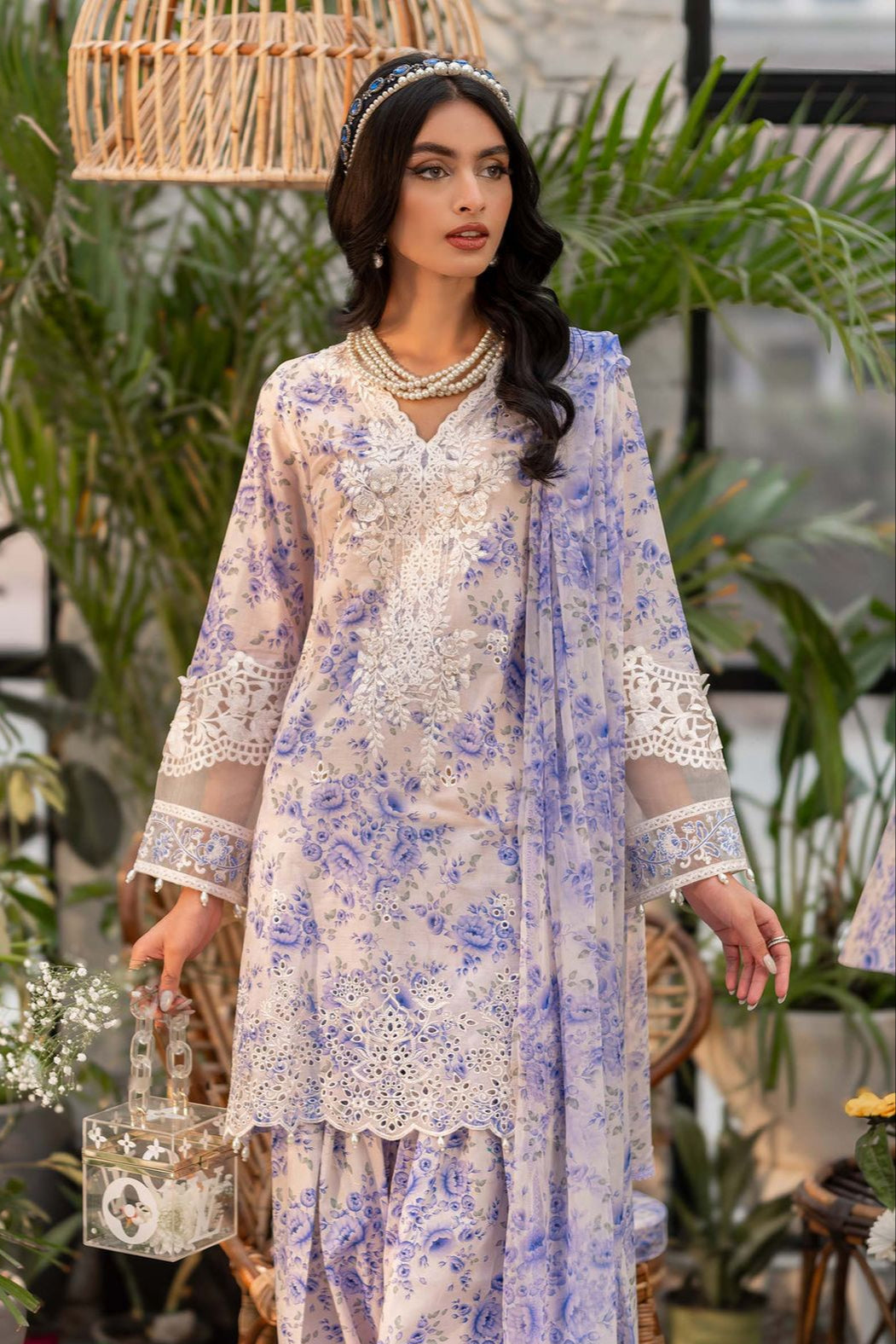 DFW-369 Maria B Embroidery 3Pc Lawn Suit