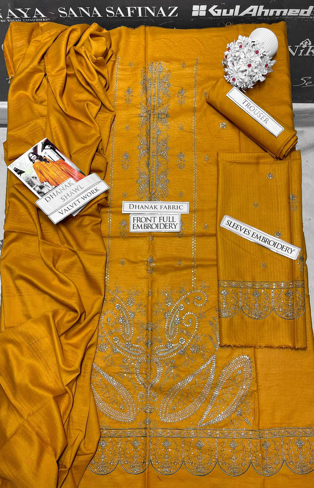 DFW-1157 Bareeze Heavy Embroidery 3PC Dhanak Suit