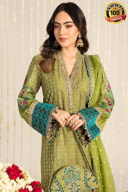 DFW-921 Maria B Heavy Embroidery 3PC Dhanak Suit
