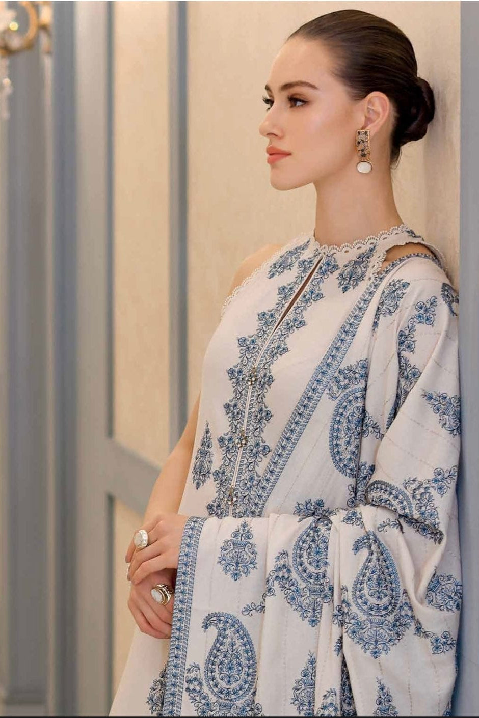 DFW-1128 Bareeze Embroidery 3PC Dhanak Suit