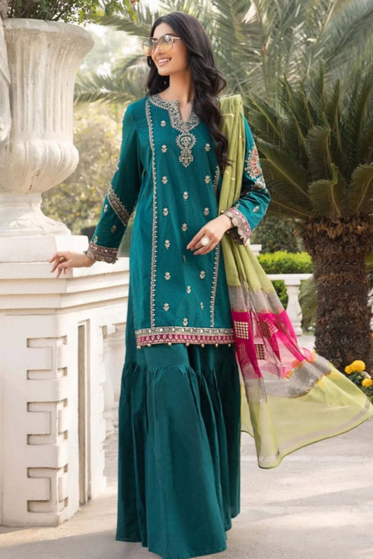 DFW-423 Maria B Heavy Embroidery 3Pc Lawn Suit