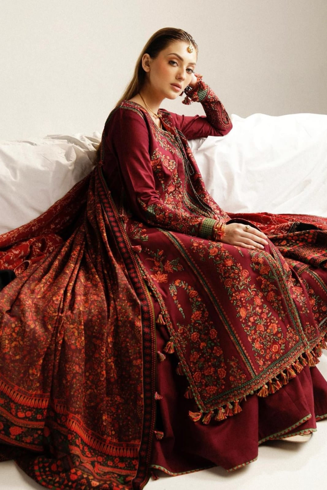 DFW-1112 Hussain Rehar Heavy Embroidery 3PC Dhanak Suit