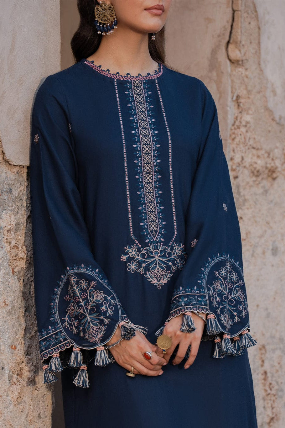 DFW-1210 Izel Embroidery 3PC Dhanak Suit