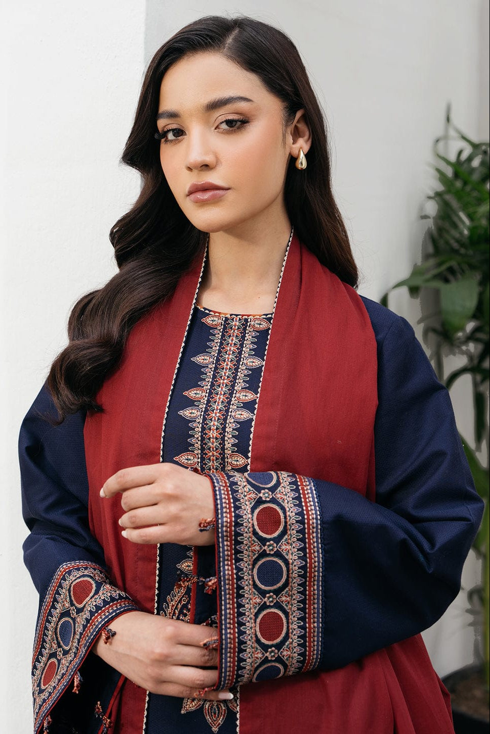 DFW-1071 Jazmin Embroidery 3PC Dhanak Suit