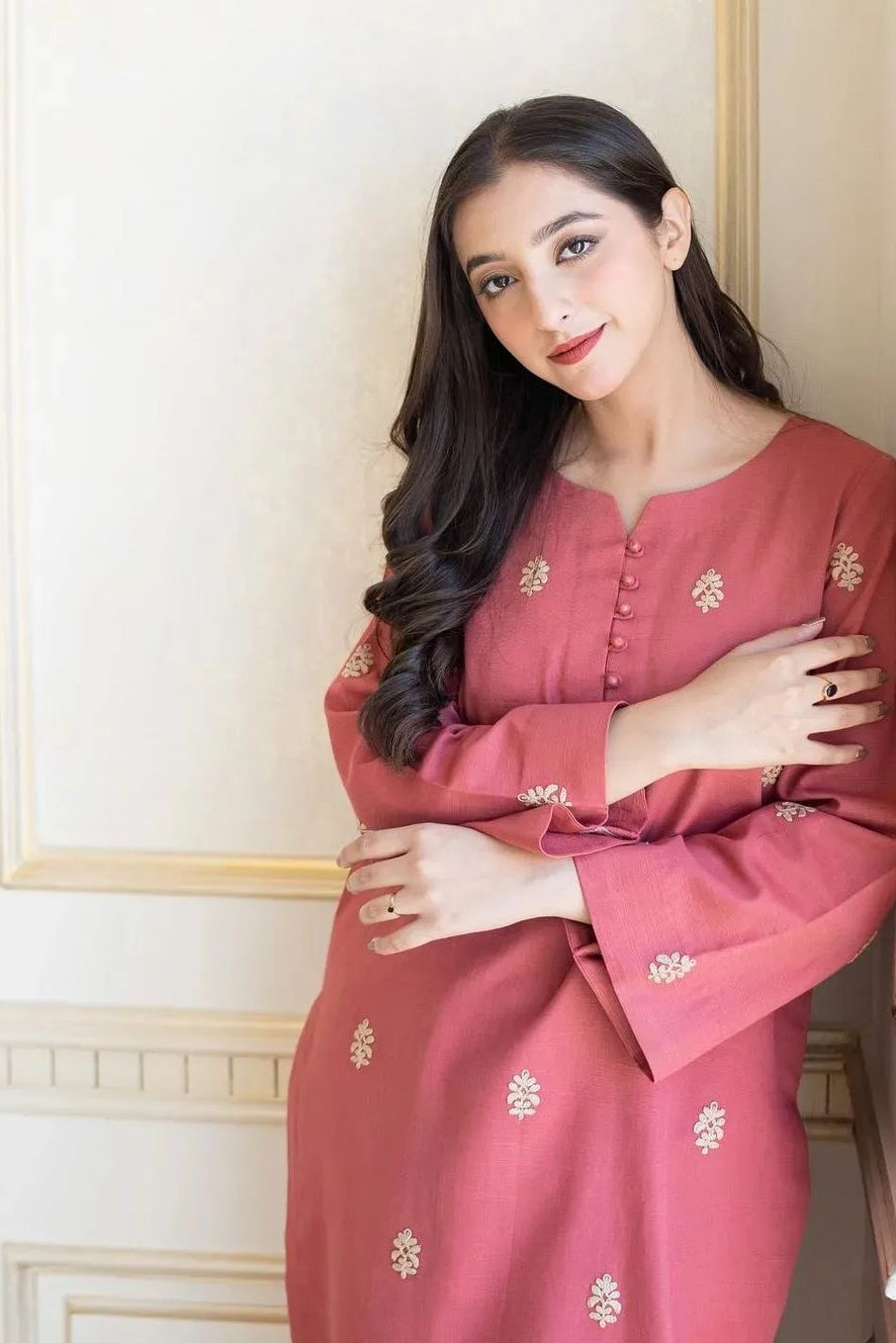 DFW-1170 A Sling Embroidery 3PC Dhanak Suit