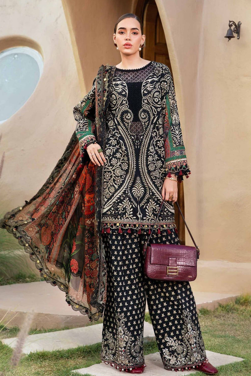 DFW-490 Maria B Embroidery 3Pc Lawn Suit