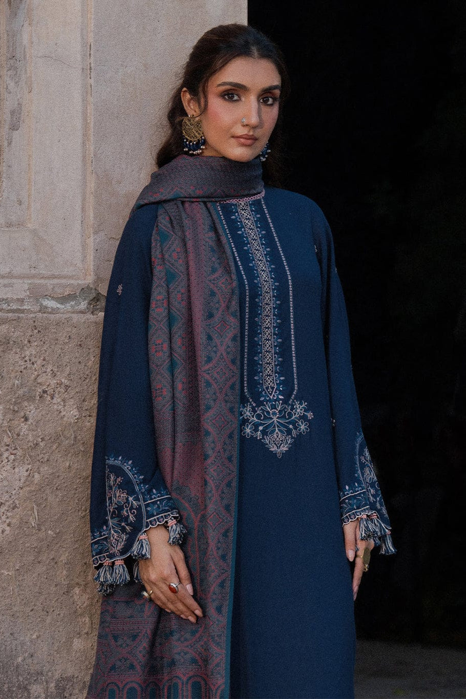 DFW-1210 Izel Embroidery 3PC Dhanak Suit