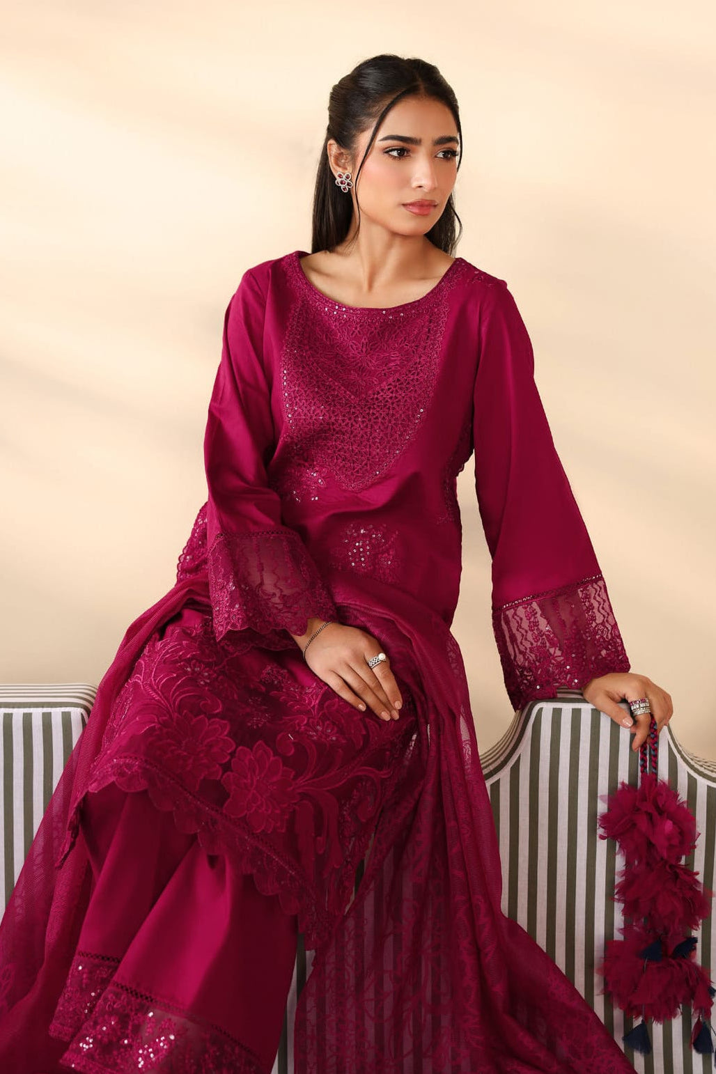 DFW-1081 Maria B Heavy Embroidery 3PC Dhanak Suit