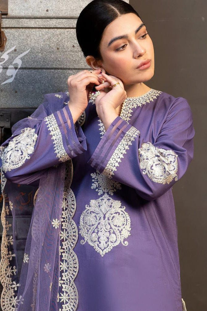 DFW-928 Zara Shah Jahan Heavy Embroidery 3PC Dhanak Suit
