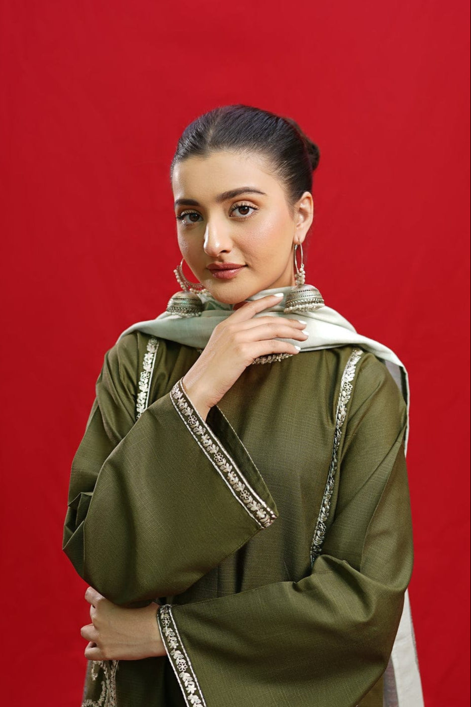 DFW-990 Urge Heavy Embroidery 3PC Dhanak Suit